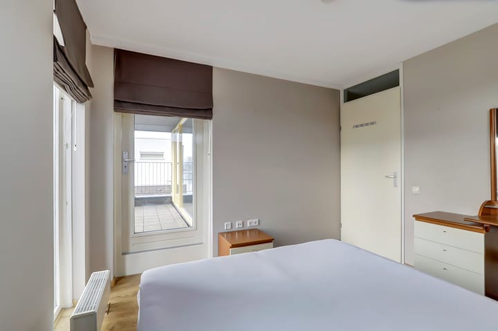 Foto 32 van Anna Jacominaplaat 4