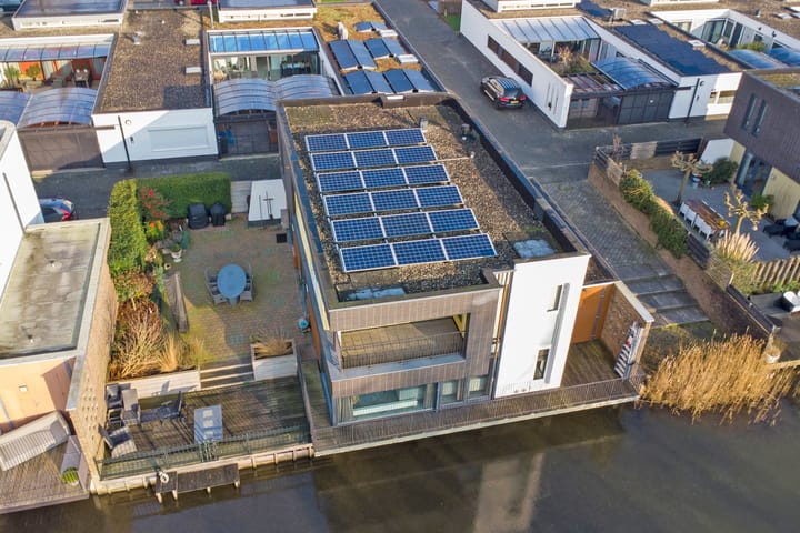 Foto 38 van Anna Jacominaplaat 4