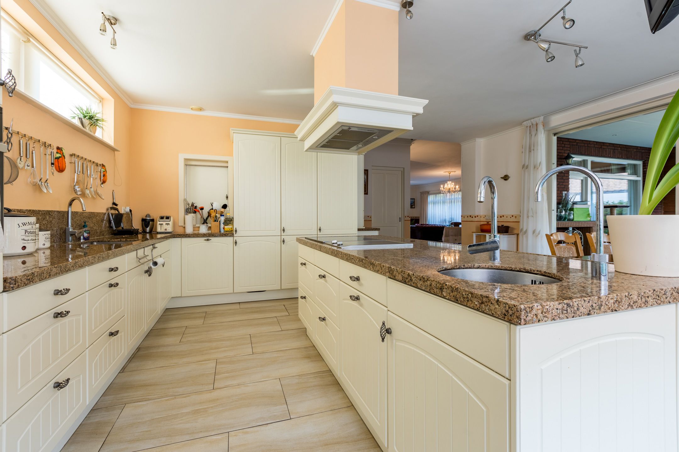 Foto 12 van Volkelstraat 10