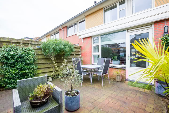 Foto 12 van De Gasperilaan 53