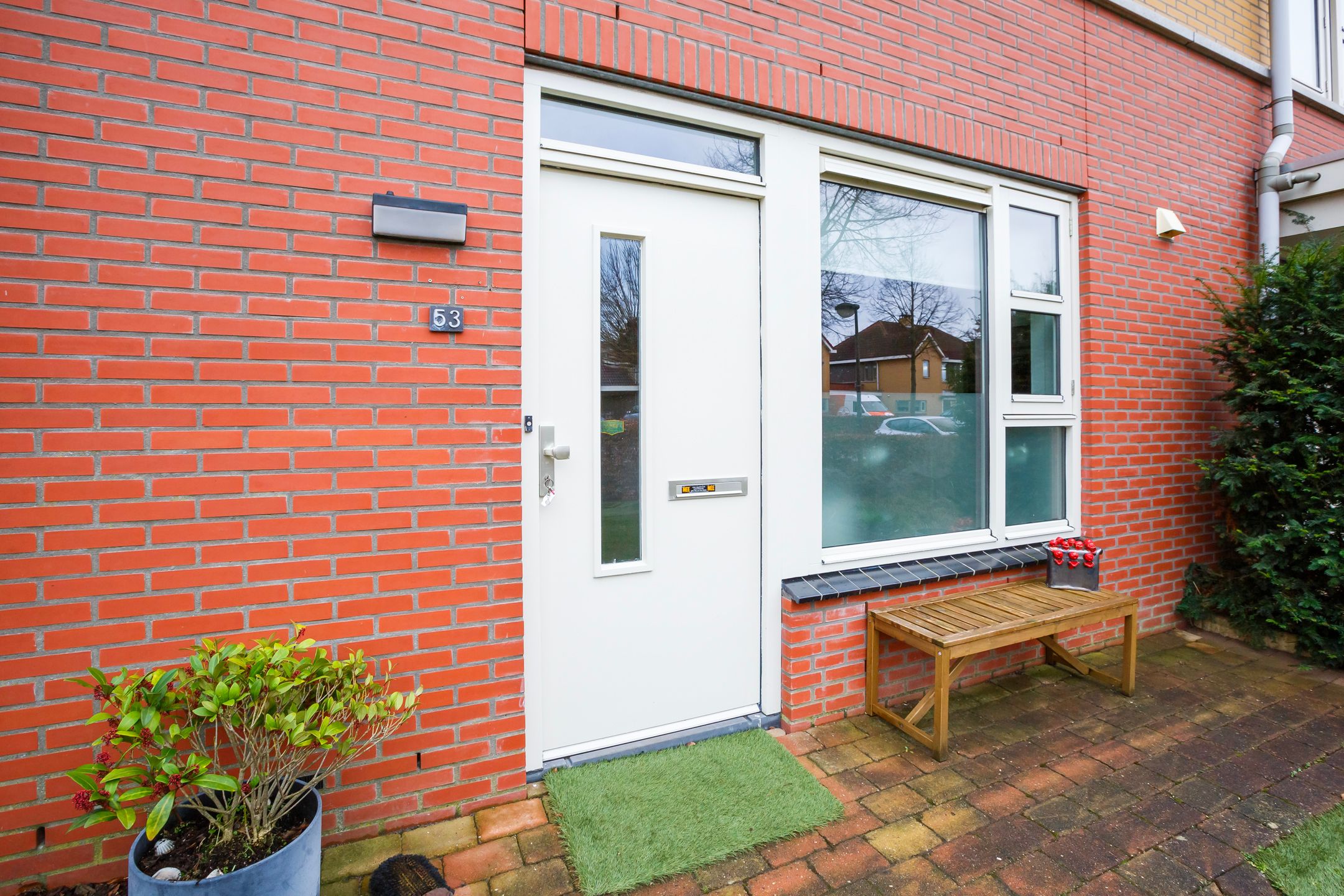 Foto 15 van De Gasperilaan 53