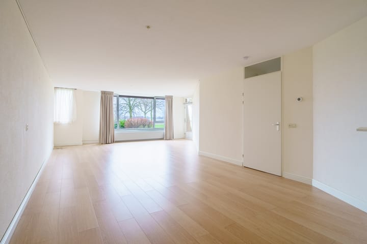 Foto 2 van James Stewartstraat 46