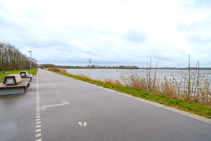 Foto 37 van James Stewartstraat 46