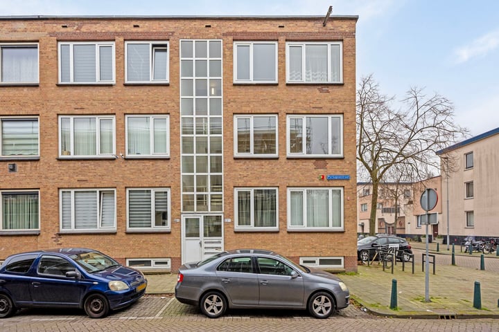 Bekijk foto 1 van Portugesestraat 33-B