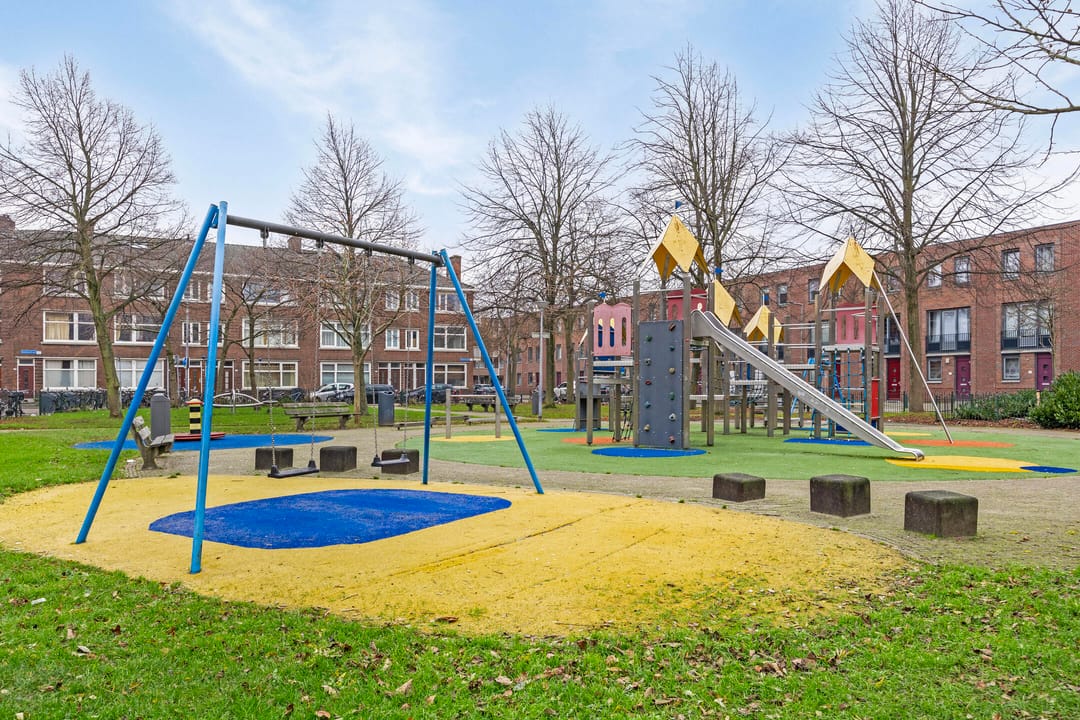 Foto 22 van Portugesestraat 33-B