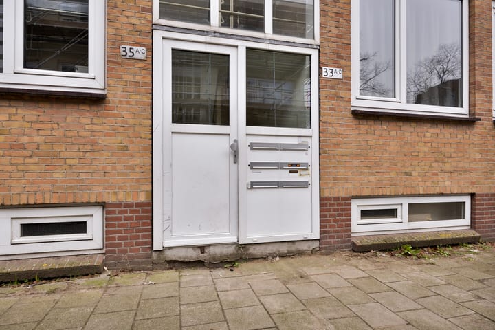 Foto 19 van Portugesestraat 33-B