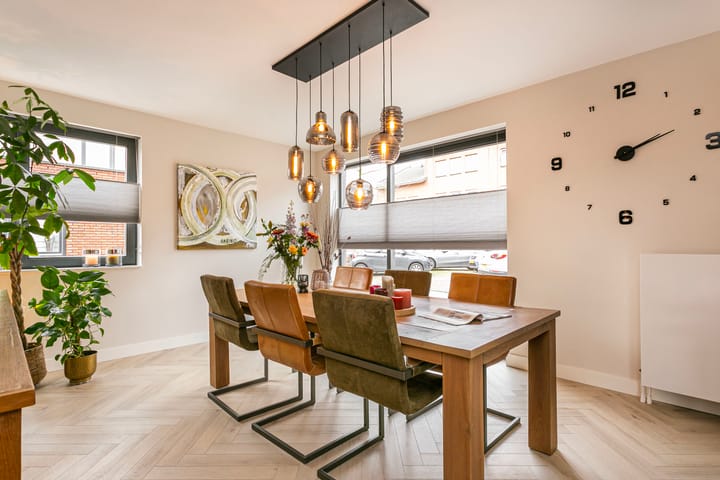 Photo 16 of Emile Hullebroeckstraat 19