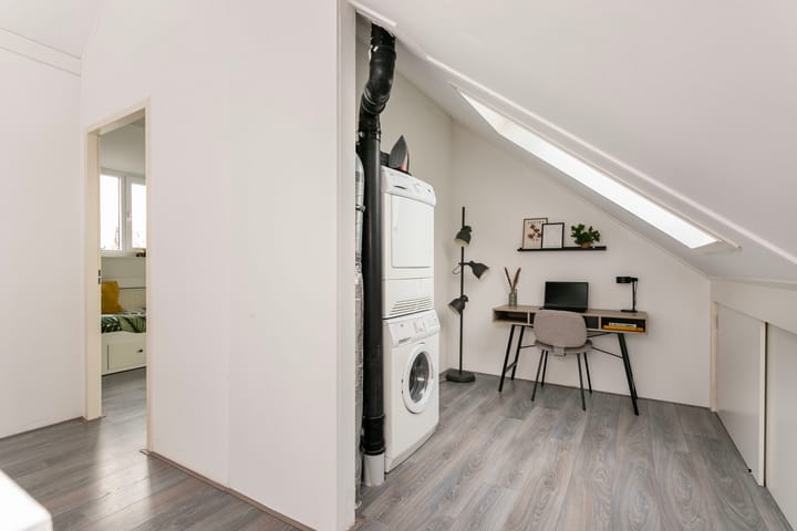 Photo 32 of Emile Hullebroeckstraat 19