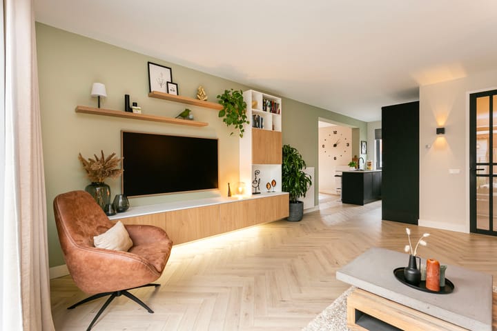 Photo 10 of Emile Hullebroeckstraat 19