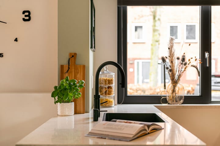 Photo 13 of Emile Hullebroeckstraat 19