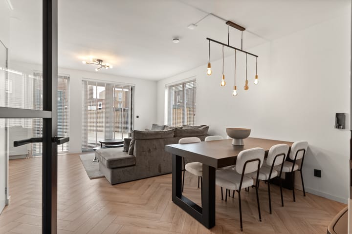 Foto 8 van Balderstraat 6