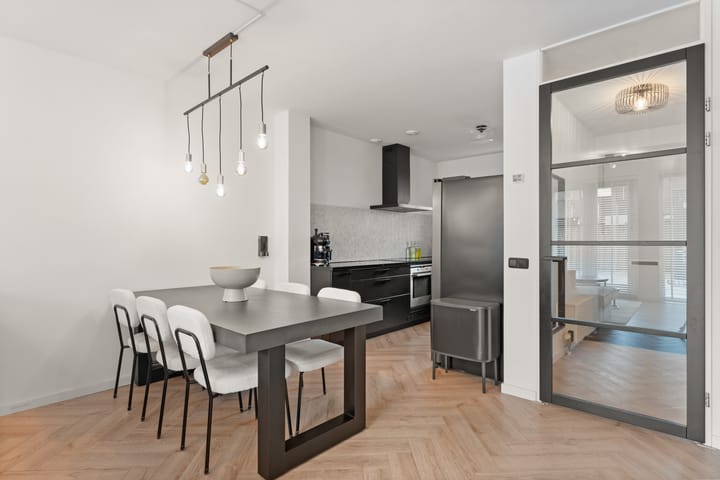 Foto 13 van Balderstraat 6