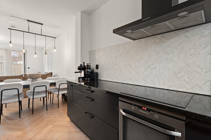 Foto 18 van Balderstraat 6