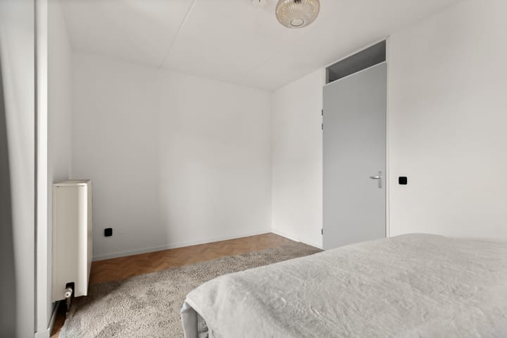 Foto 37 van Balderstraat 6