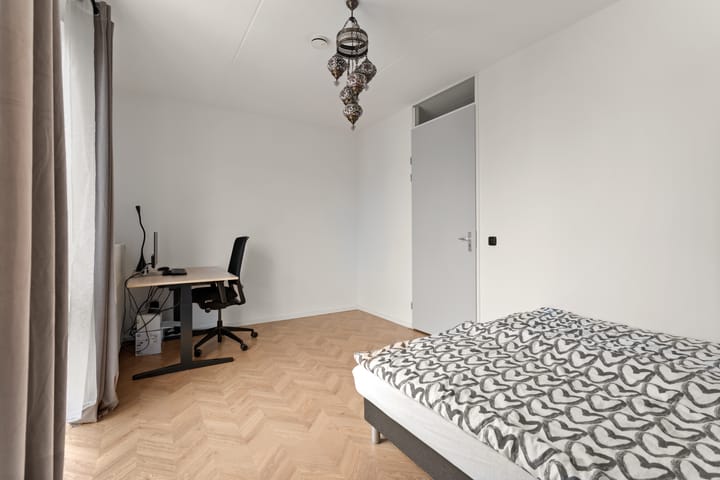 Foto 38 van Balderstraat 6