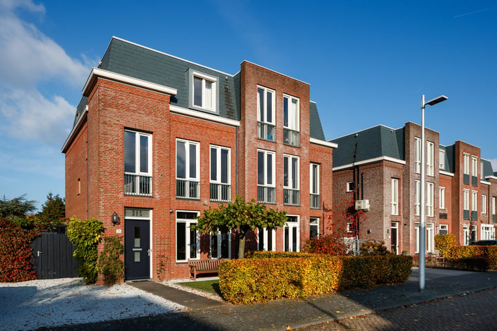 View photo of Derde Westerparklaan 315