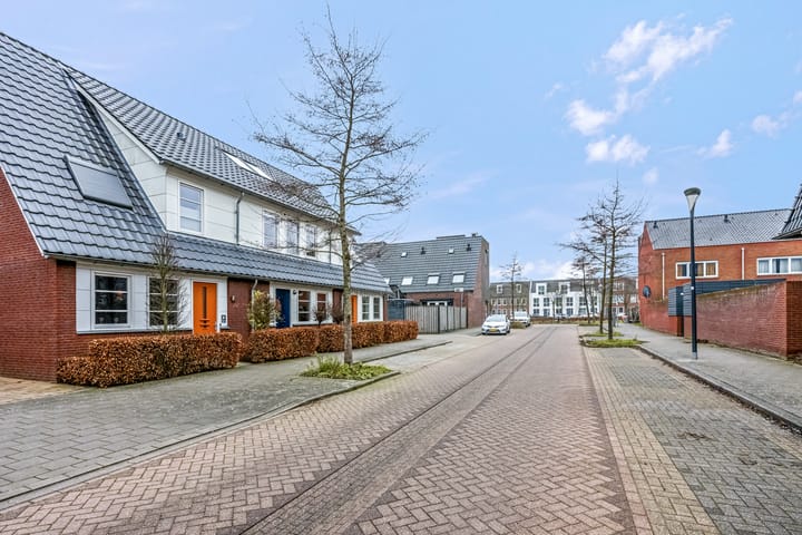 Foto 6 van Serge Gainsbourgstraat 4