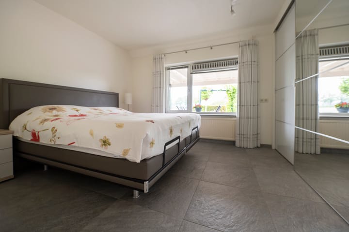 Photo 50 of Veenweg 1