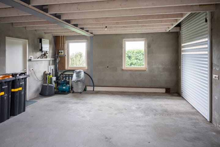 Photo 67 of Veenweg 1