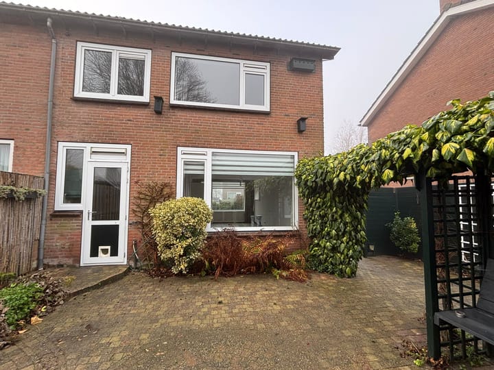 Photo 15 of Nobelstraat 28