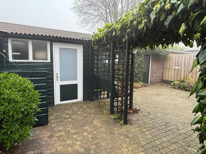 Photo 17 of Nobelstraat 28