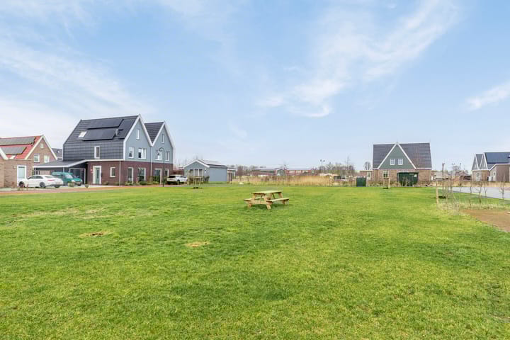 Foto 40 van Meerkoetstraat 28