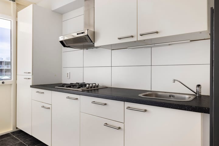 Foto 10 van Rivierenplein 78