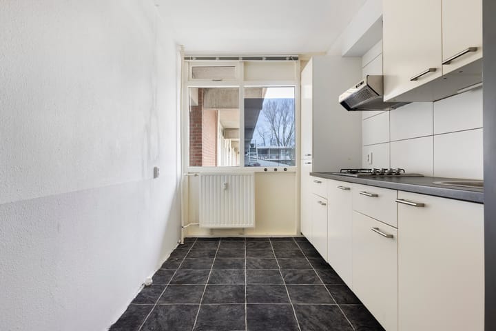 Foto 11 van Rivierenplein 78