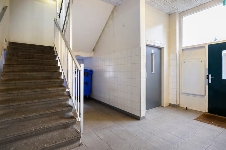 Foto 23 van Rivierenplein 78