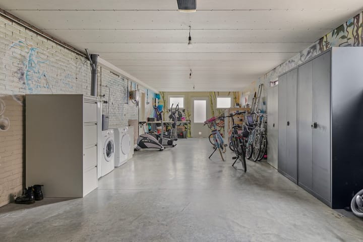 Foto 26 van dr. Leenhoutsstraat 41