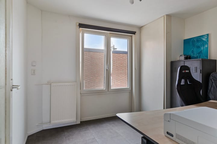 Foto 27 van dr. Leenhoutsstraat 41