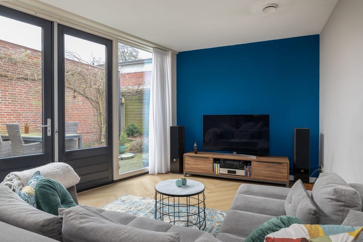 Foto 9 van Van Oldenbarneveltstraat 8