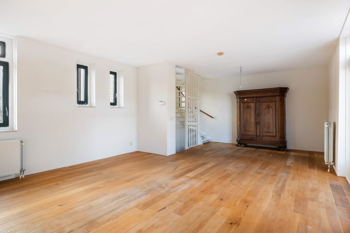 Photo 11 of Theo van Doesburgstraat 13