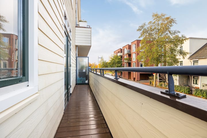 Photo 13 of Theo van Doesburgstraat 13