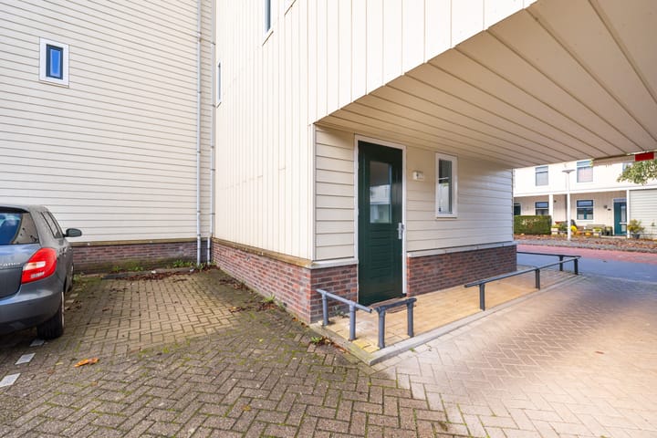 Photo 26 of Theo van Doesburgstraat 13