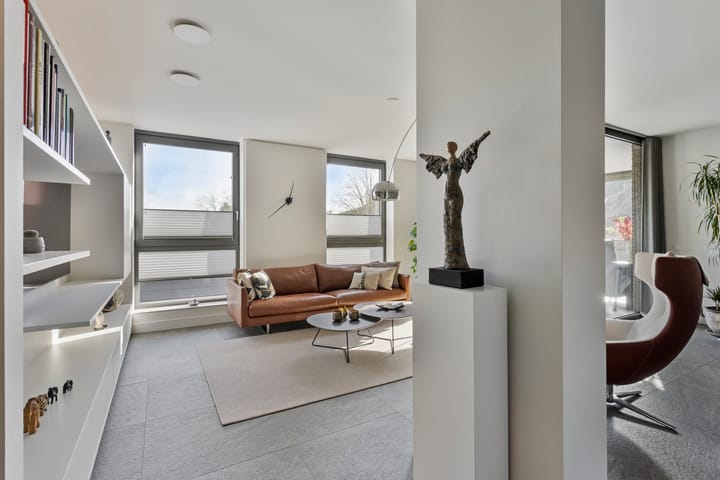 Foto 10 van Diepenallee 35