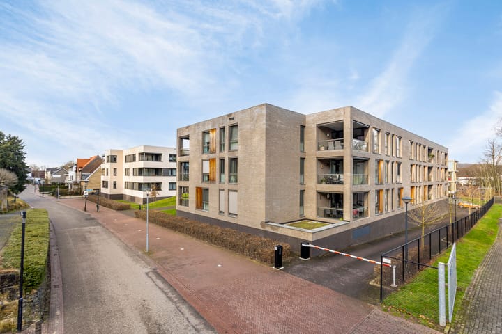 Foto 37 van Diepenallee 35