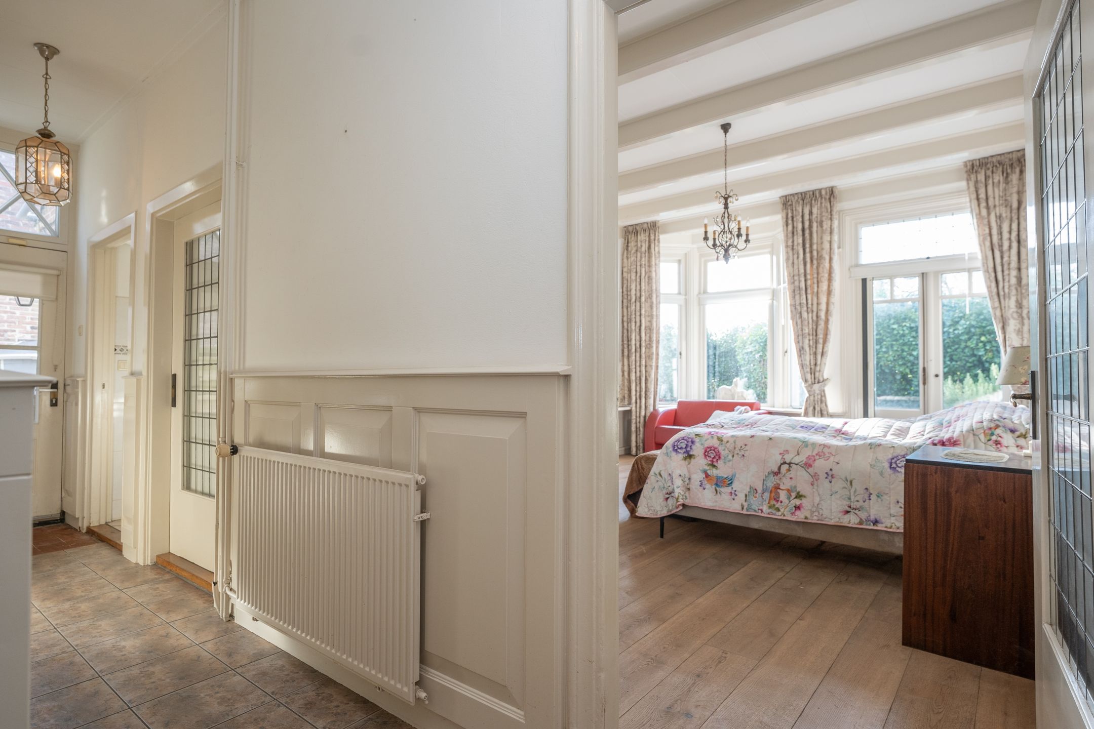 Foto 21 van Warmoesstraat 10