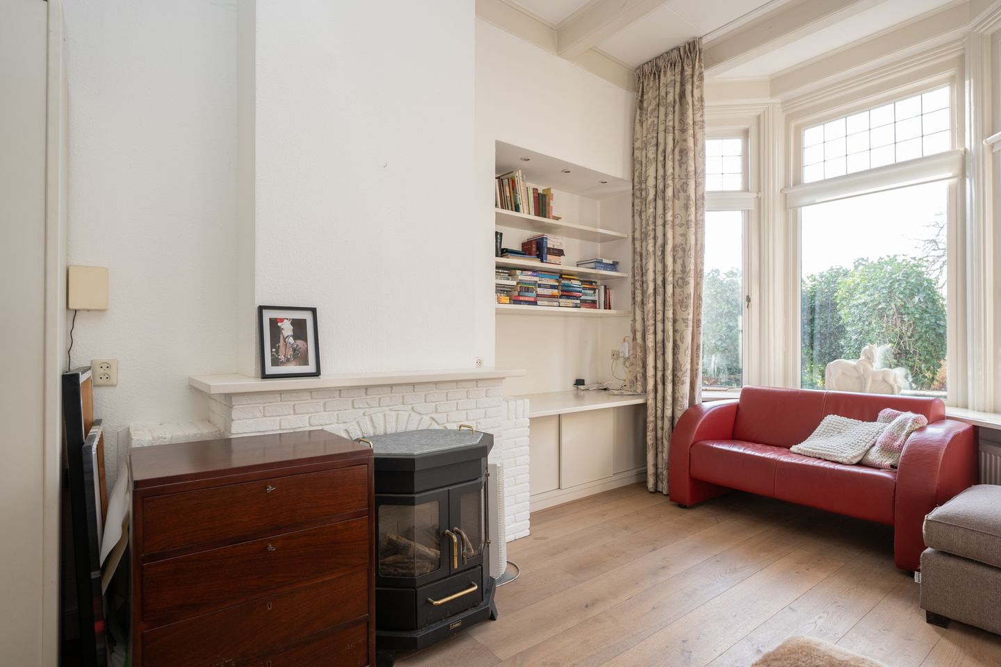 Foto 25 van Warmoesstraat 10