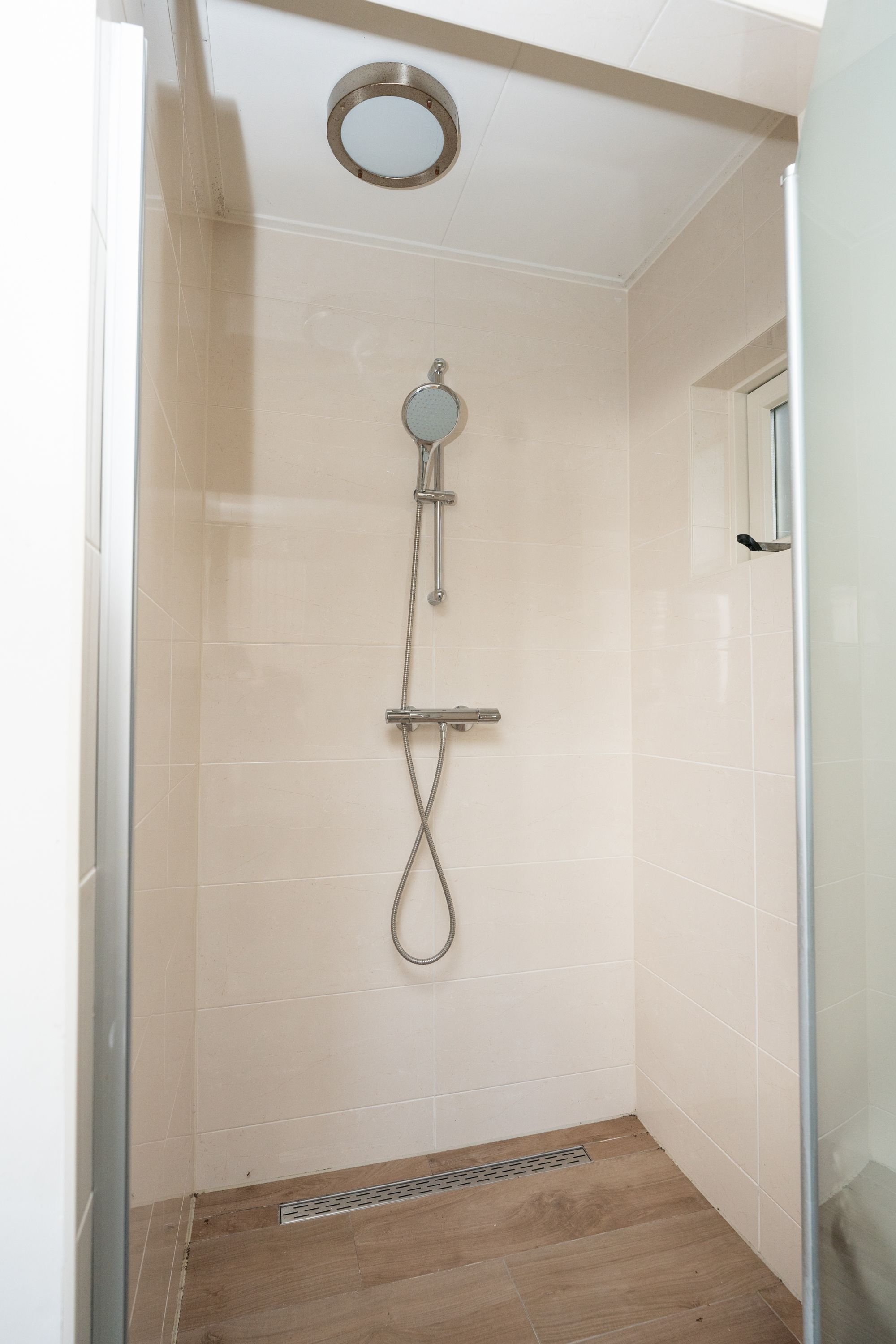 Foto 33 van Warmoesstraat 10