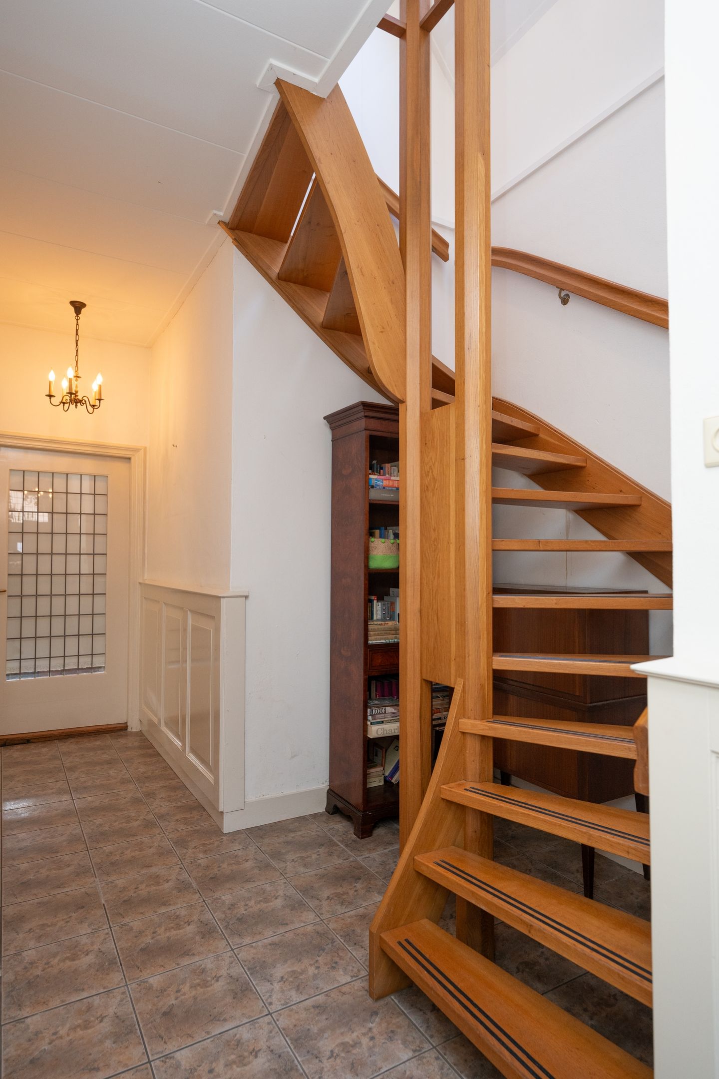 Foto 34 van Warmoesstraat 10