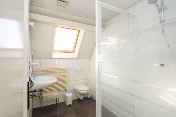 Foto 40 van Warmoesstraat 10