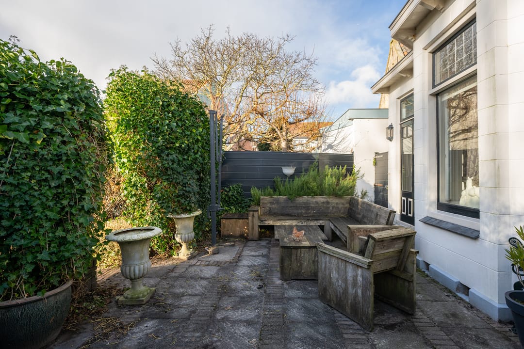 Foto 56 van Warmoesstraat 10