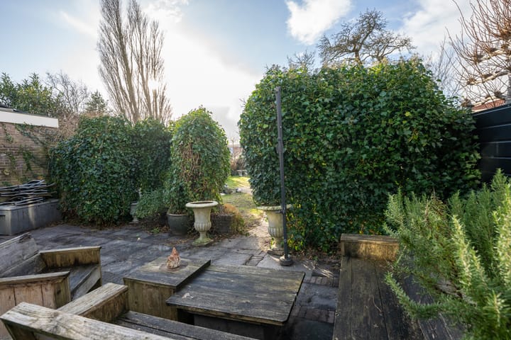 Foto 62 van Warmoesstraat 10