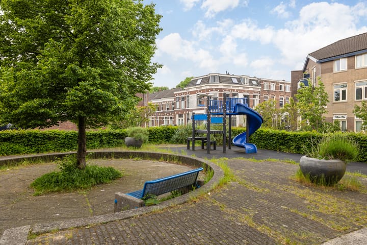 Photo 36 of Minstraat 40