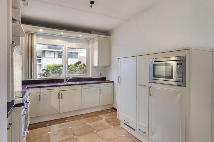 Foto 8 van Loosduinenstraat 71