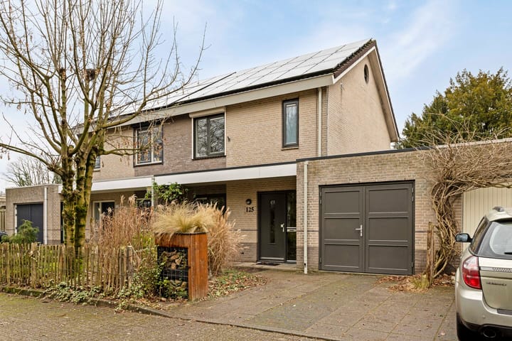 Foto 1 van Lijsterstraat 125