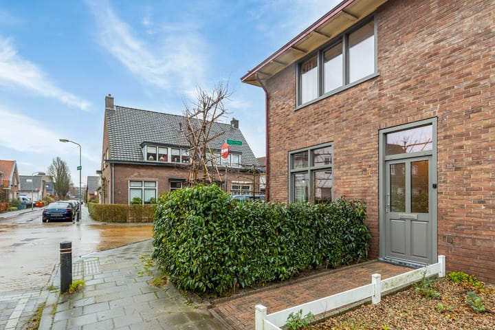 Foto 5 van Willemstraat 1