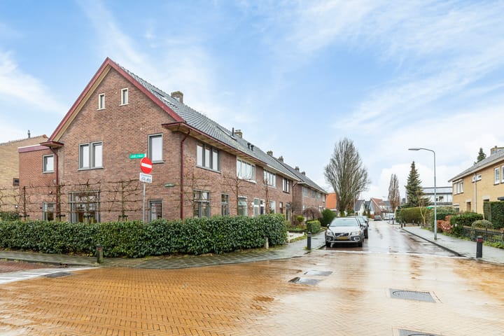 Foto 45 van Willemstraat 1