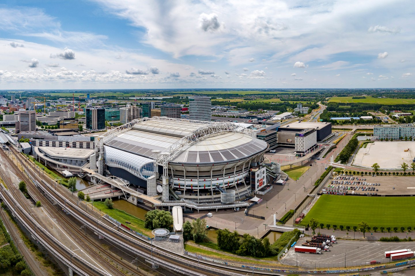 Bekijk foto 3 van MediArena 1